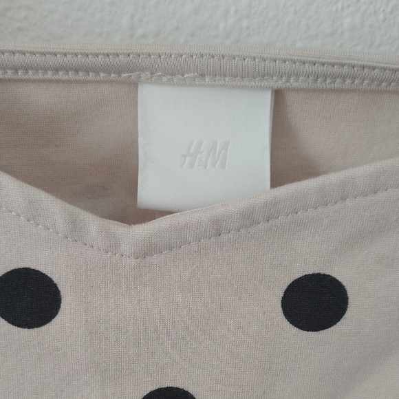 H&M Cream Polka Dot Square-Neck Puff Sleeve Crop Top - Picture 3 of 9